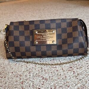 Not Authentic Louis Vuitton Damier Crossbody